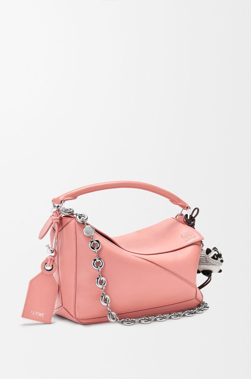 ロエベ　ベージュ スエード ケース チェーン付き Jewelna Rose キャンディポケットスーツケース Lサイズ 39873